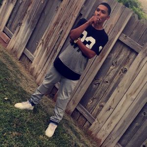 Meet your Posher, Andres