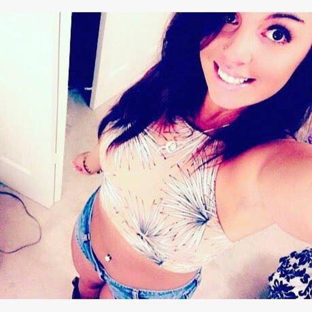 Meet your Posher, Claudia