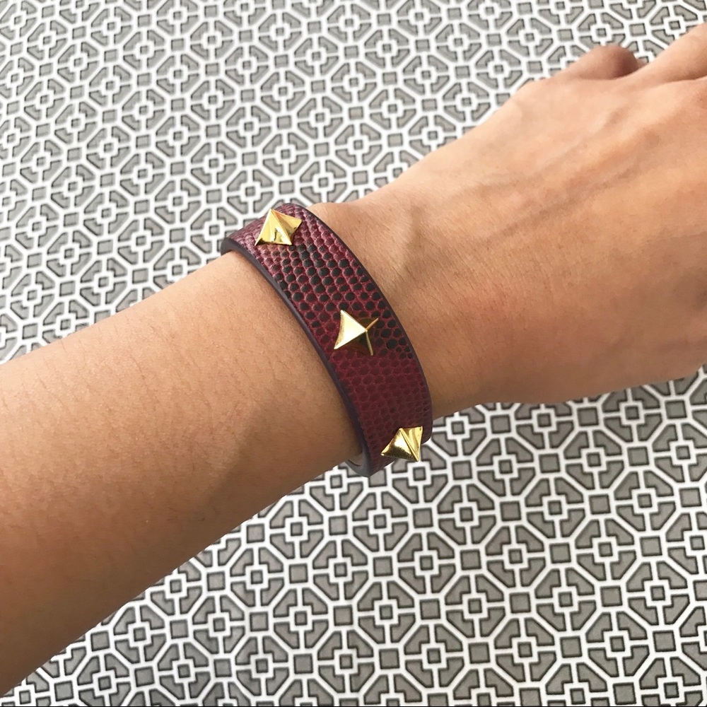 NWOT VINCE CAMUTO LEATHER PYRAMID BRACELET