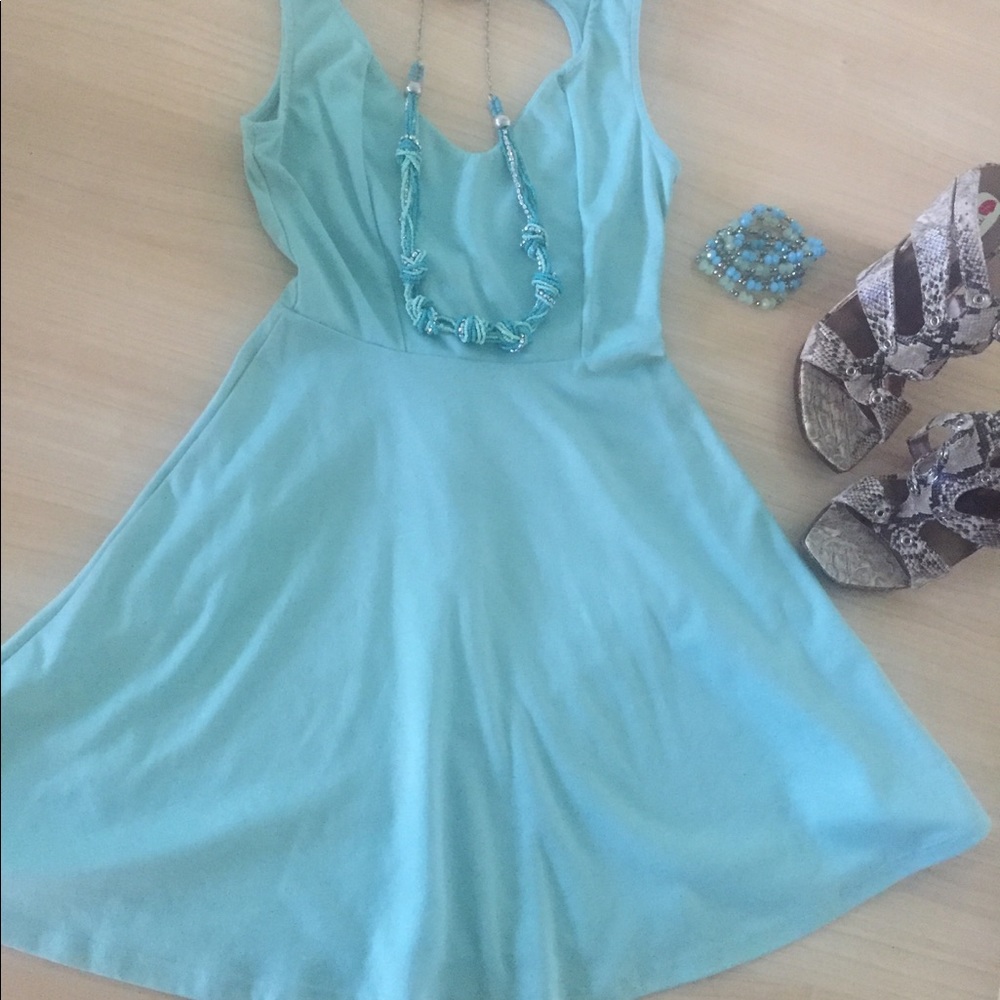 Teal Dress with Open Back - Picture 2 of 3