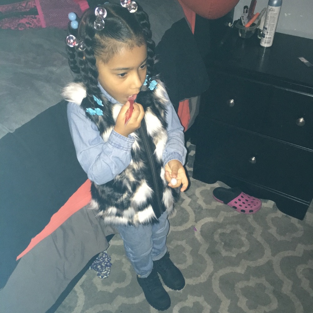 Fur Vest - Picture 4 of 6
