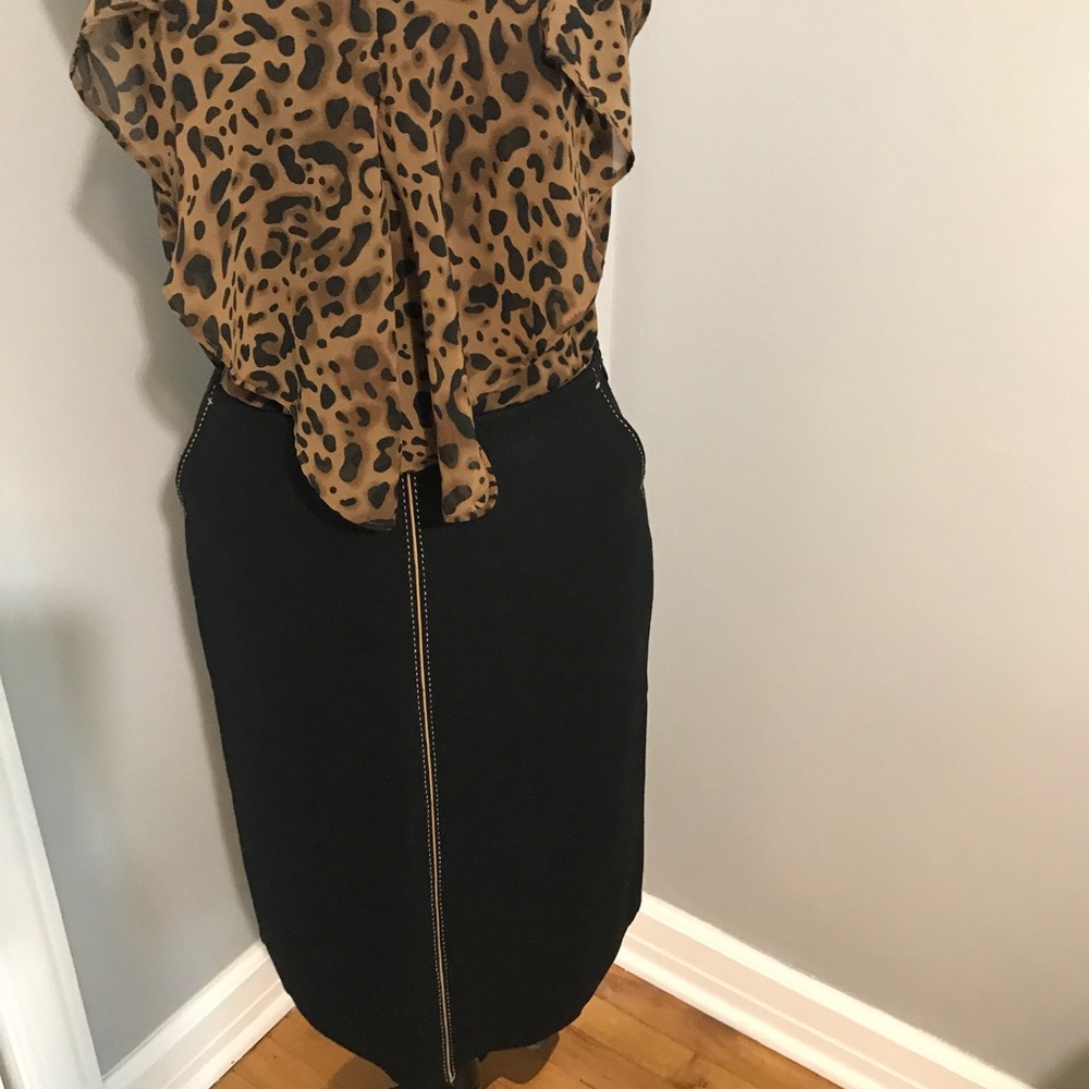 Mine Leopard Print Ruffle Front Blouse - Picture 5 of 7