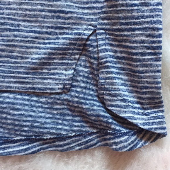 🔻[Banana Republic] Stripe Hilo Long Sleeve - Picture 4 of 8
