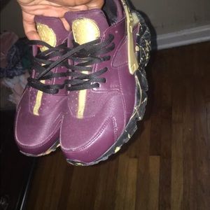 Clothes. Shoes 5.5