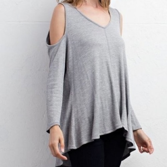 Loose Fit Top with Open Shoulders - Picture 3 of 8