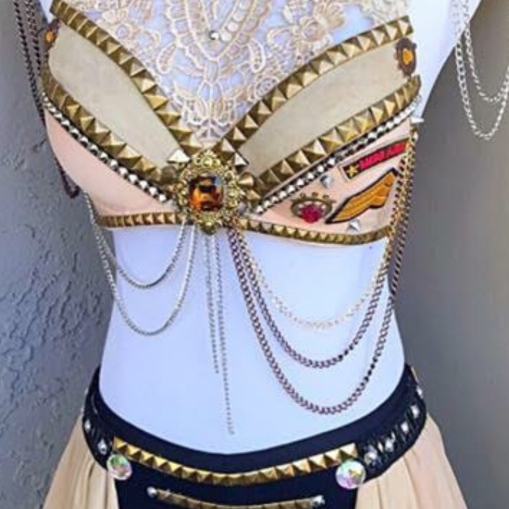 Electric Laundry rave bra outfit