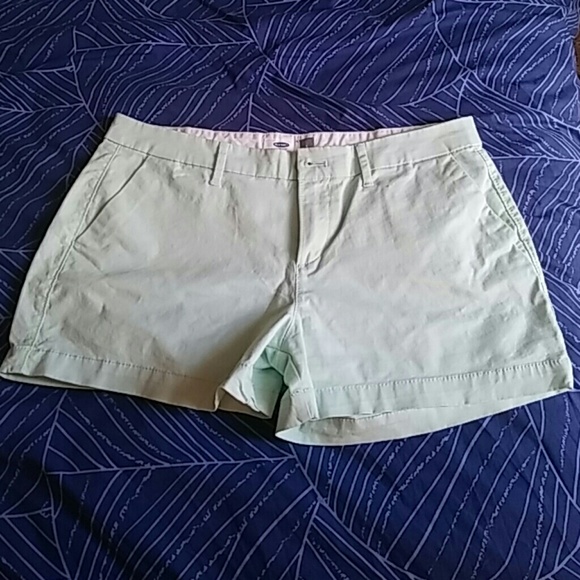 Old Navy Mint Green Shorts Size 6 - Picture 1 of 4