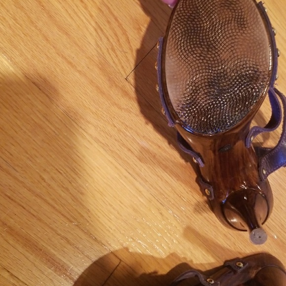 In good condition Charles David leather/wood heels - Picture 6 of 8