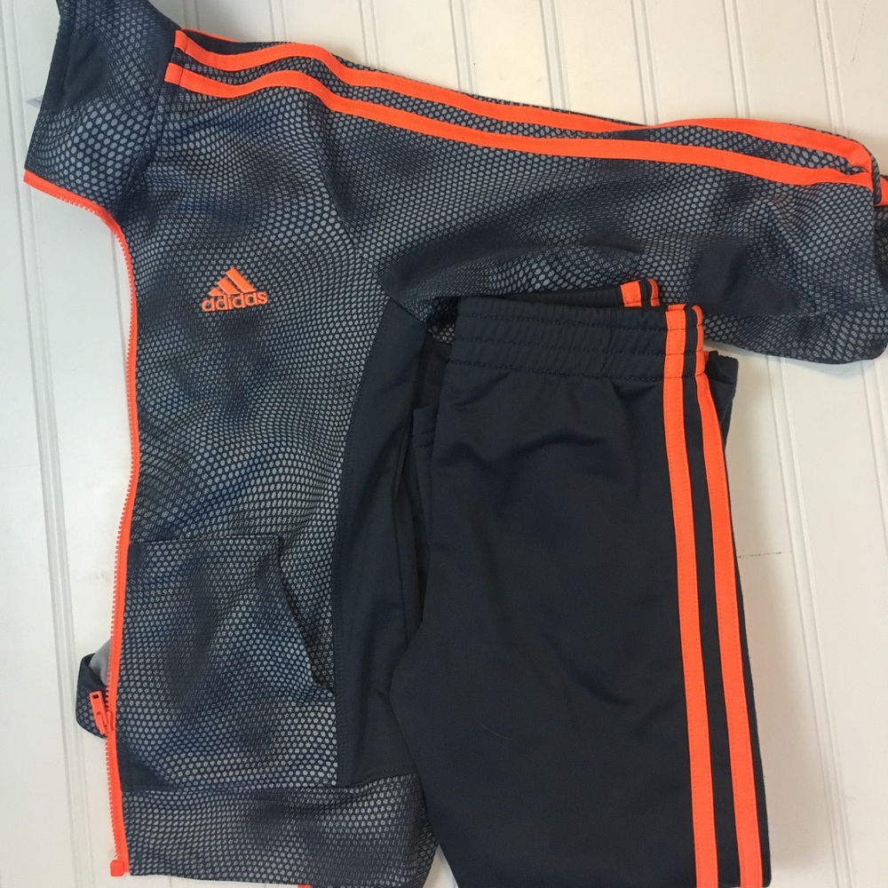 Boys size 5 Adidas Tracksuit