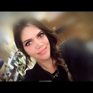 Meet your Posher, Rachel