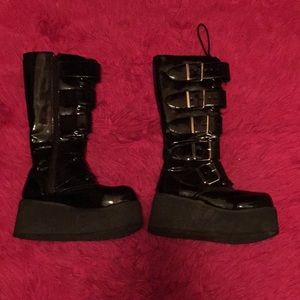Demonia Trashville-518 Goth Platform Boots
