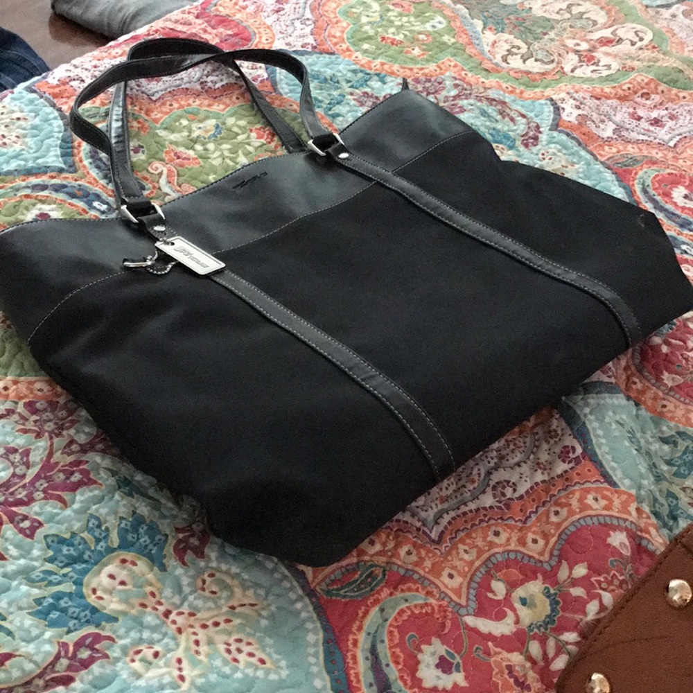 Targus women's shoulder bag laptop/briefcase