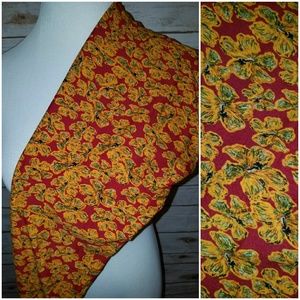 LulaRoe Tall and Curvy Leggings