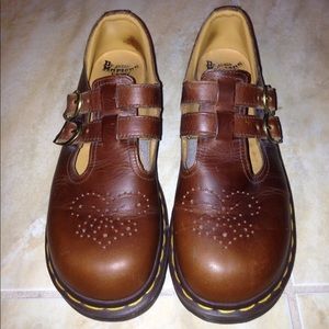 Slip resistant Dr. Martens 8065 Mary Jane