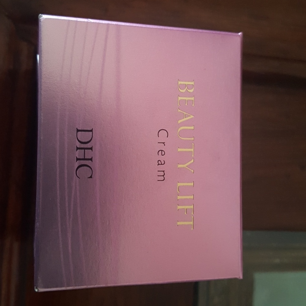 DHC Beauty Lift Cream