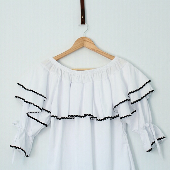 Roma Ruffle Blouse - Picture 4 of 5