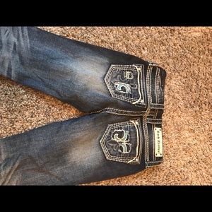 Rock revival straight jeans