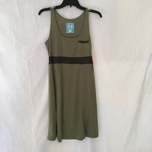 Under Armour Grn/Bl Fitted Dress - Size Medium