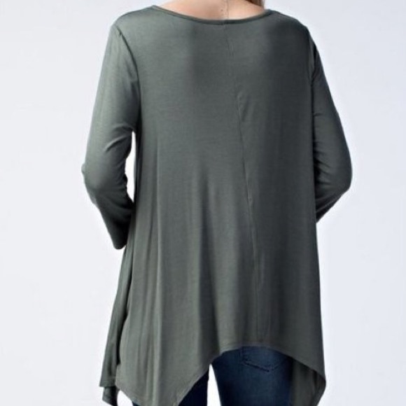 Solid Top with criss cross neck - Picture 4 of 7