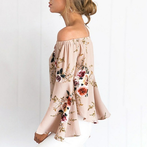 FLASH SALE!🌹FLORAL PRINT OFF SHOULDER BLOUSE! - Picture 2 of 7
