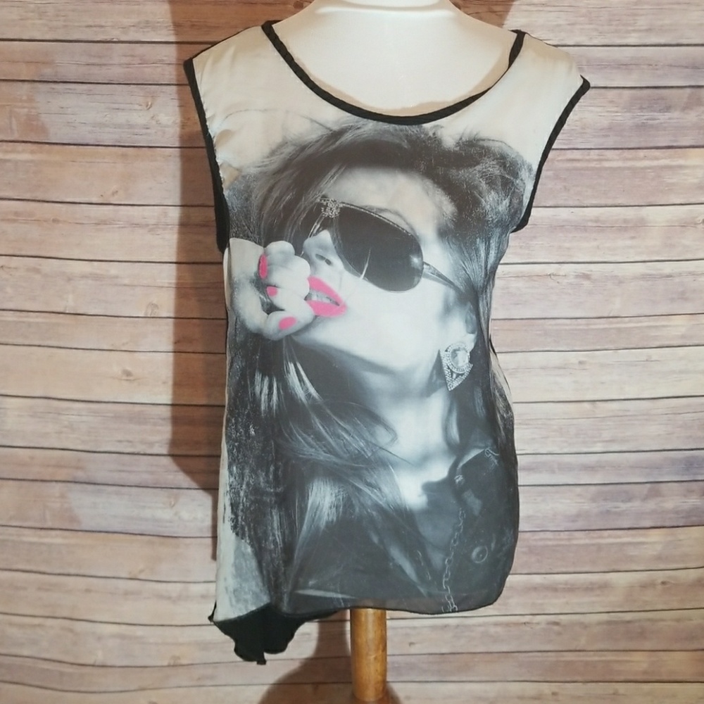 Boutique top