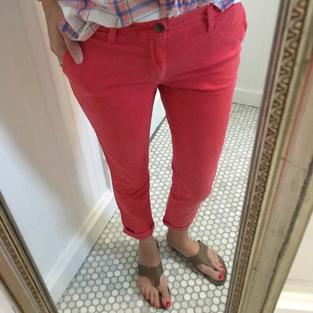 NWOT Gap Girlfriend Chinos