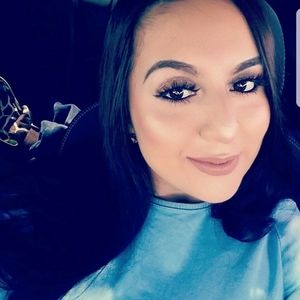 Meet your Posher, Nallely