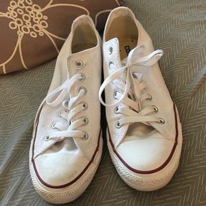 Like new, worn once white converse