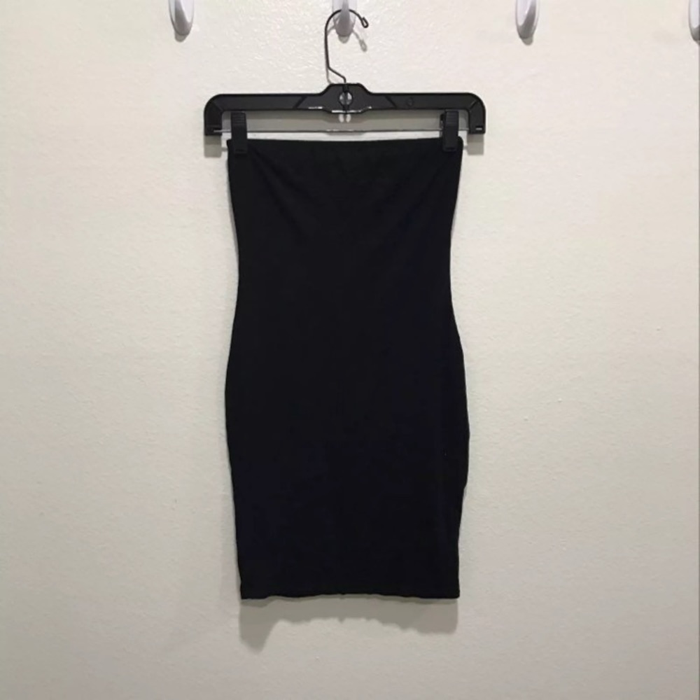 Boo-hoo small tube dress/slip
