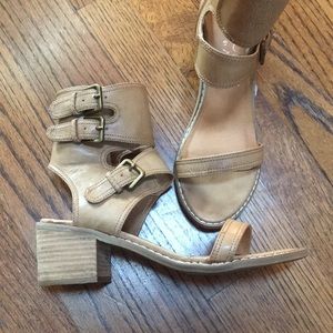 Coconuts by Matisse tan leather sandals