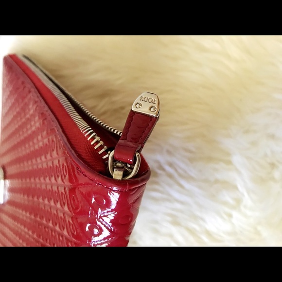 Tod's Patent-Leather iPad 2 Case (vibrant red)