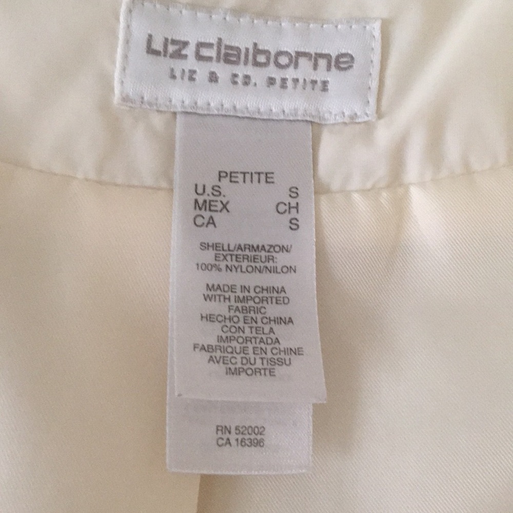 Cream Vest - Picture 3 of 4