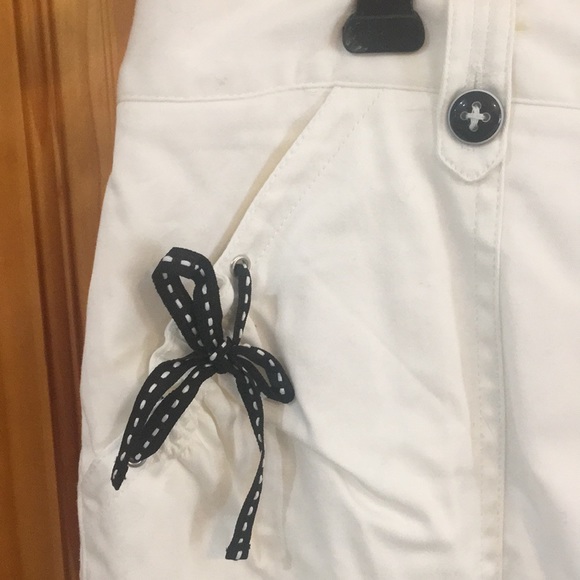 NEW White "Scooter" skort - Picture 2 of 4