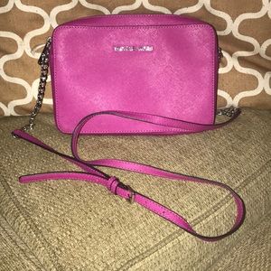 Crossbody bag hot pink