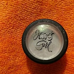 Jesse girl eye dust