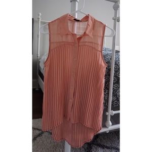 "Edge" Peach Chiffon Sleeveless Button Down Blouse