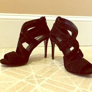 Size 11 STEVE MADDEN black heels