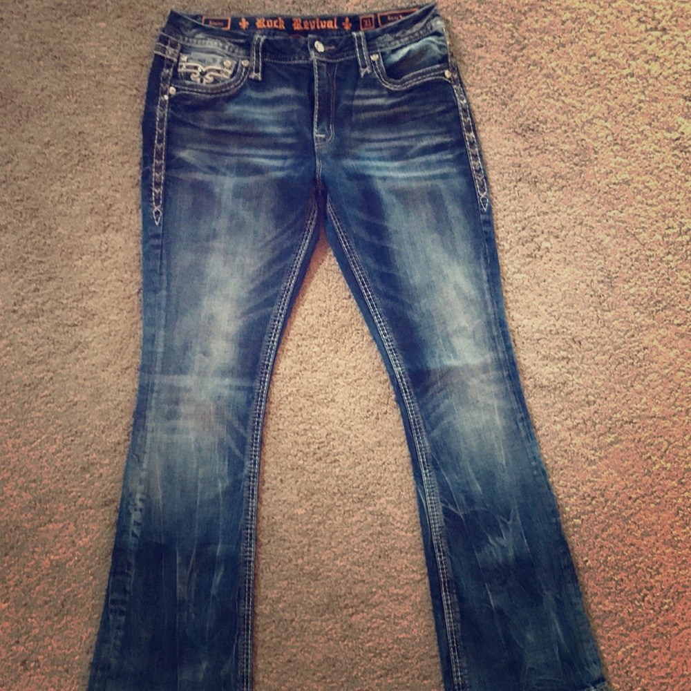 Rock Revival "Shaina" easy boot size 31 jeans.