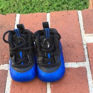 Nike Infant  Foamposit