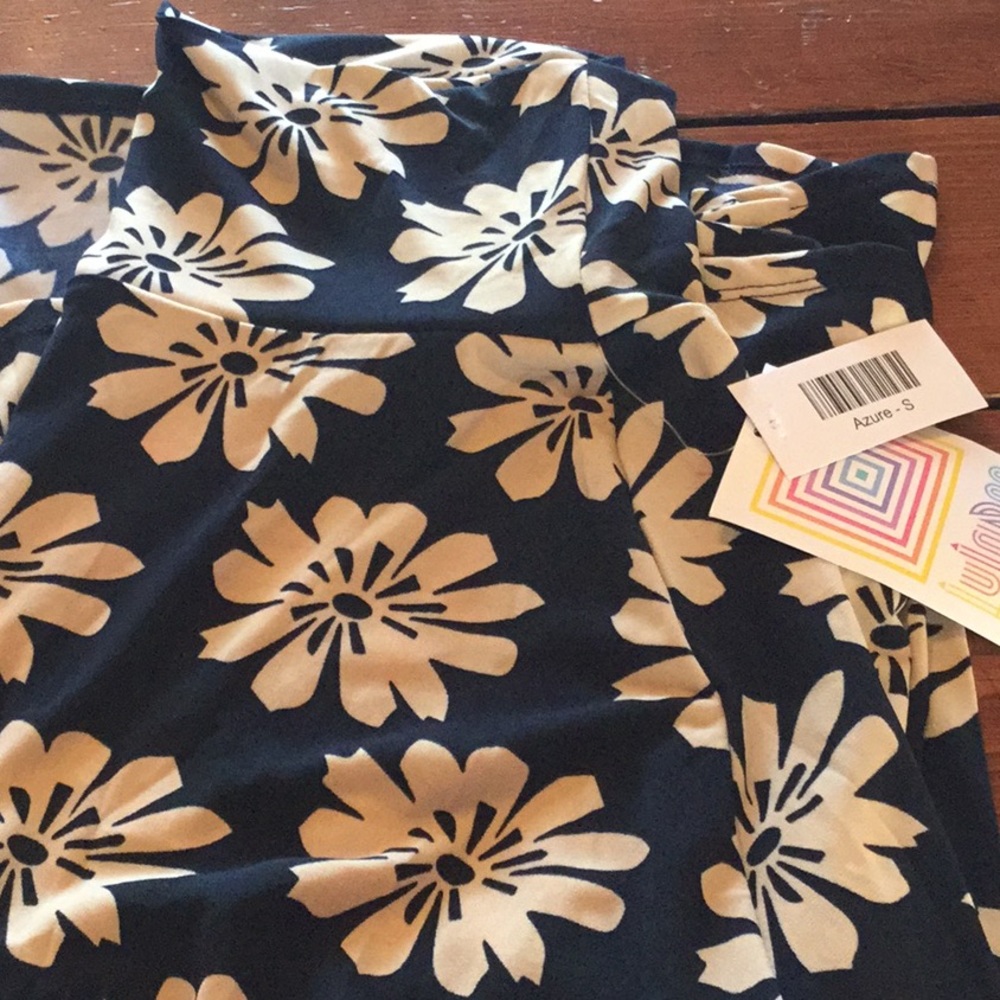 LulaRoe Azure Skirt🌞