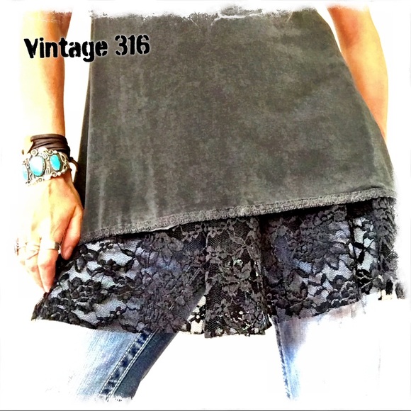 Host Pick•LAST ONE ❤️ Textured Tank - Picture 2 of 4