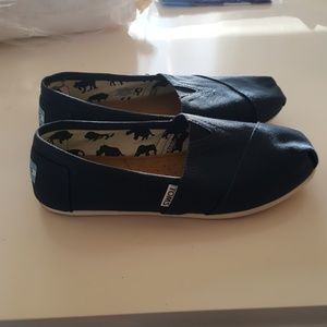 TOMS Navy blue