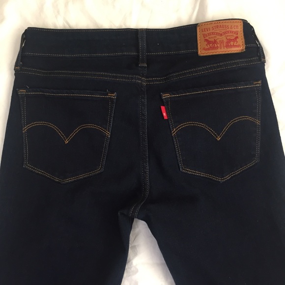 🌟 ONLY 1 LEFT 🌟 Levi's 711! - Picture 3 of 6