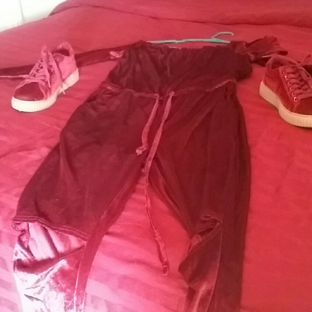 Outfit and matching shoes