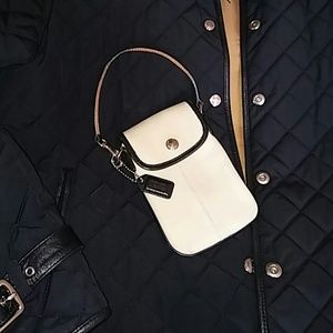 Beautiful Coach wristlet