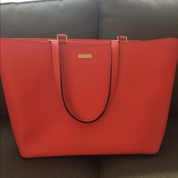 kate spade Handbags - Kate Spade tote