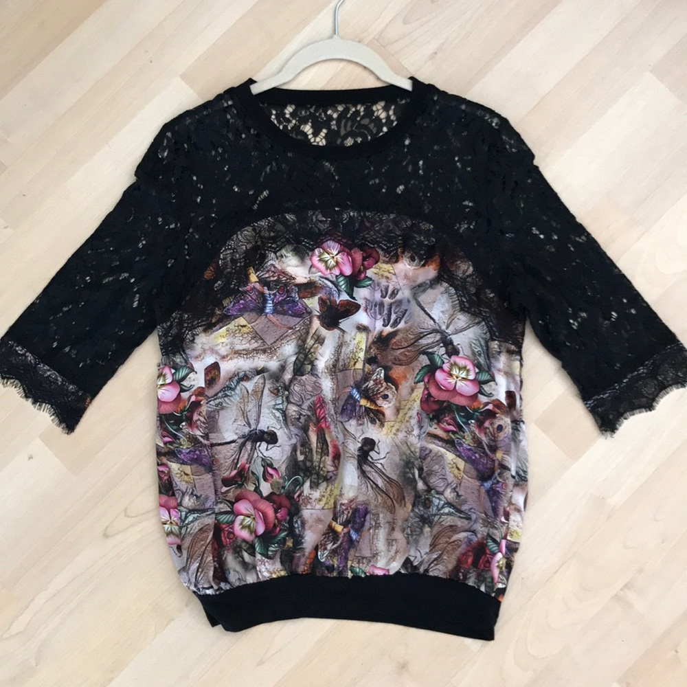 Black lace and silk 3/4 top