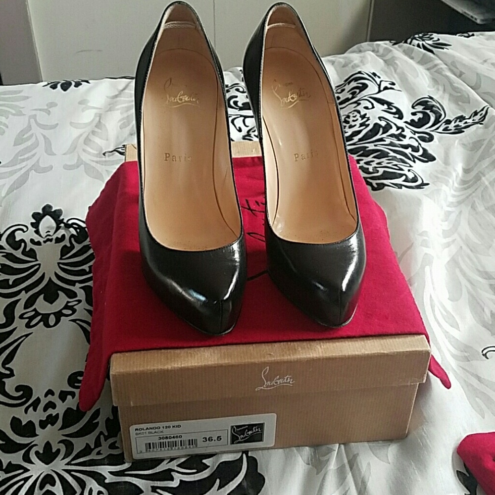 Christian Louboutin Kid Leather 36.5 120