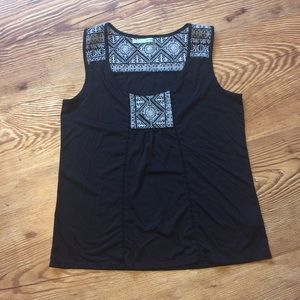 Maurice's Black Embroidered Tank Top, size Large