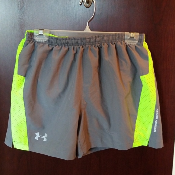 under armor men's running shorts